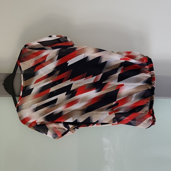 NWOT Made in Italy women's size 46 chiffon top - Picture 2 of 8